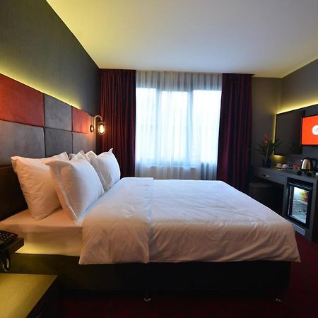 A11 Hotel อิสตันบูล ภายนอก รูปภาพ